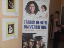 Sute de liceeni, prezenţi la Târgul Ofertei Universitare