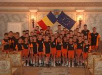 Jula, Minteuan si Coroian, alaturi de pustii de la Viitorul