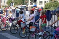 Bicicleta si rolele, solutii pentru un transport nepoluant Bicicleta si rolele, solutii pentru un transport nepoluant