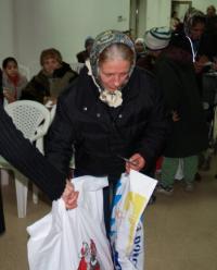 Pana acum: Peste o mie de zalauani au primit ajutoare alimentare 