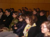 Tinerii salajeni, intre prieteni virtuali si reali Tinerii salajeni, intre prieteni virtuali si reali