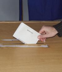 Buletinele de vot pentru referendum sunt tiparite in culori diferite