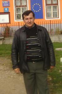 In Valcau de Jos: Sala de sport cu tribune pentru elevi