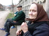 Varsta de pensionare pentru femei si barbati va fi de 65 de ani