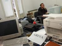 Greva generala in administratia publica