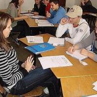 Elevi si profesori din liceele salajene, implicati intr-un proiect educational national