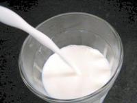 O mana de ajutor pentru producatorii de lapte loviti de criza