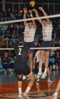 Una calda, una rece pentru nationala masculina de volei