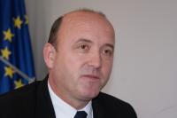 Prefectul de Salaj, bagat de Boc in videoconferinta