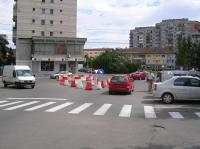 Trecere de pietoni... spre carosabil
