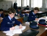 Se recruteaza candidati pentru cariera de politist