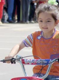 Concurs de biciclete pentru prichindei