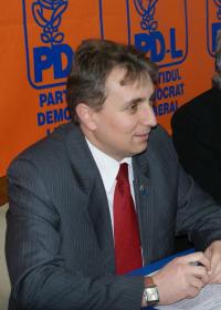 Daca ravneste la functii in deconcentrate, UNPR Salaj se poate linge pe bot 