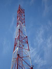 Varful Meses, punct cheie de telecomunicatii speciale