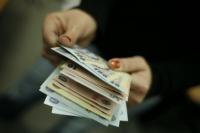 In 2011 se suspenda al 13-lea salariu