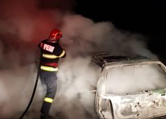 Foc în Șărmășag și Sâncraiu Almașului. Două mașini s-au făcut scrum