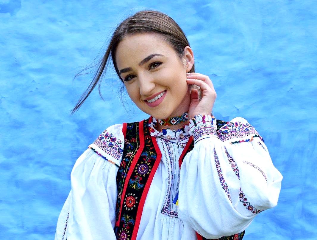 Alexandra Chira ambasadorul Sălajului la Festivalul Naţional “Regina
