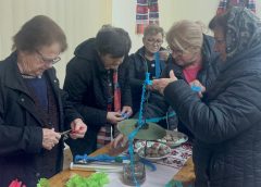 La Bădăcin a început „împodobitul lompei” și coptul plăcintelor cu silvoiț’