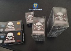 Razie înainte de sărbători: sute de petarde, confiscate de polițiști