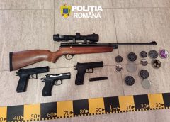 Arme descoperite de polițiști la un bărbat din Bobota
